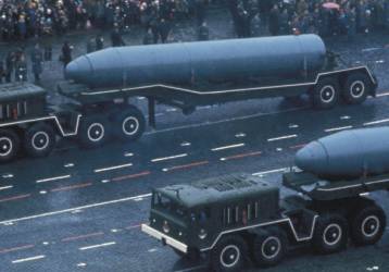 برد موشک بالستیک "R-29" چقدر است؟ + مشخصات و تصاویر