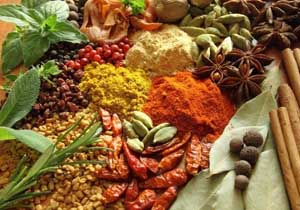 رفع تیرگی و پُف زیر چشم با طب سنتی