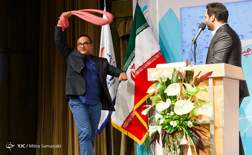 كاش عباس كيارستمی در جمع ما بود/ دعوت مجری &laquo;خندوانه&raquo; از وزير بهداشت برای حضور در برنامه