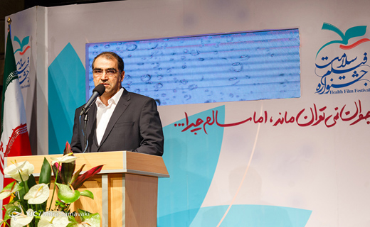 درخشنده: بايد در راه آگاهی جامعه قدم برداشت/ عكس سلفی رامبد جوان با وزير بهداشت