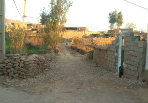 روستایی پرجمعیت اما بدون امکانات + تصاویر
