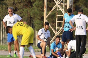 هافبک آبی ها آسيب ديد
