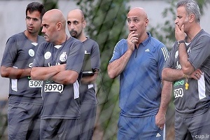 دردسر شکایت مربیان استقلال دامنگیر منصوریان شد/آخرین وضعیت مصدومان استقلال