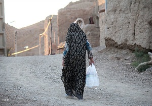 اهدای بیش از یک میلیارد ریال کالای اساسی به مددجویان سمنانی