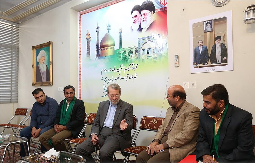 دیدار رئیس مجلس با دهیار و اعضای شورای اسلامی روستای وشنوه قم