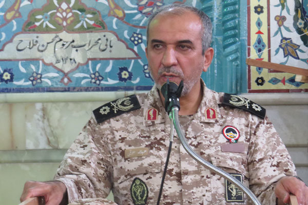 ولی امر ما فرمان دهد، همه فدایی خواهیم شد