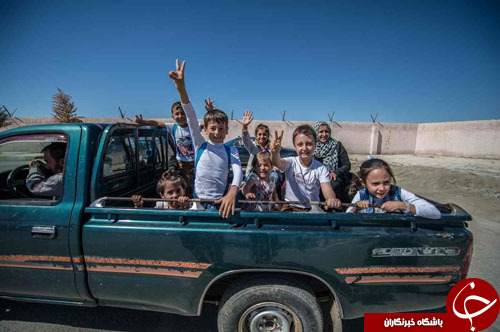 از بازگشت کودکان سوری به کشور تا عکس سلفی هیلاری کلینتون با هواداران
