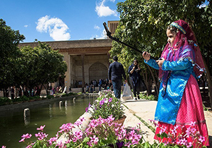 تبدیل بوستان بعثت شیراز به پایگاه تخصصی شیرازشناسی
