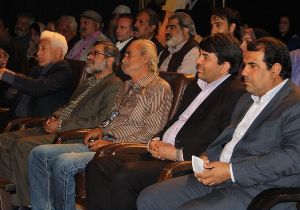 تئاتر یزد در آرزوی وعده ها
