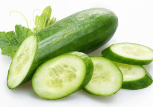 چرا در روز باید حداقل یک عدد خیار خورد؟