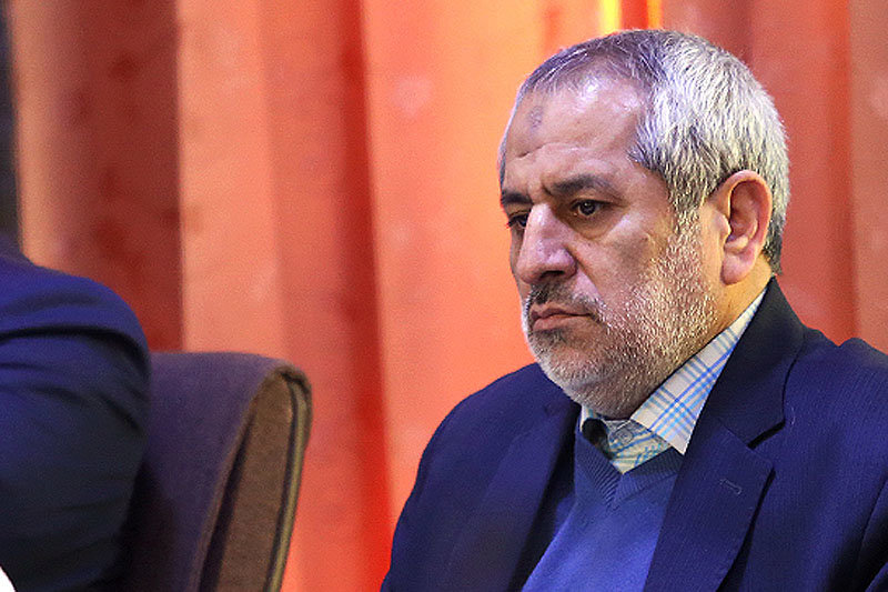 تشکیل پرونده برای دو خانم ورزشکار به دلیل پوشش نامناسب/ پلیس با سرچشمههای تولید لباسهای غیرمتعارف برخورد کند تشکیل پرونده برای دو خانم ورزشکار به دلیل پوشش نامناسب/ پلیس با سرچشمههای تولید لباسهای غیرمتعارف برخورد کند