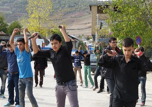 قرارهای معنوی و برگزاری تعزیه خوانی در ماه محرم انجام می شود