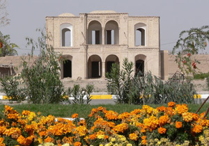خانه شوکت سعیدی دانشکده هنر و معماری سیرجان
