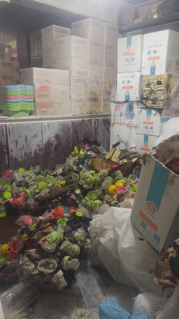 آتش سوزی انبار پلاستیک درمشهد