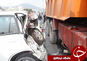 عبور کامیون از روی پراید در تونل خون به پا کرد