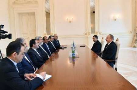 وزیر کشور با رئیس جمهوری آذربایجان در باکو دیدار کرد