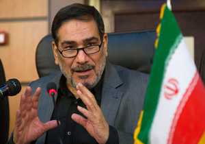 شمخانی: مجموعه قوای کشور باید توجه بیشتری به  اولویت‌های اصلی جامعه داشته باشند