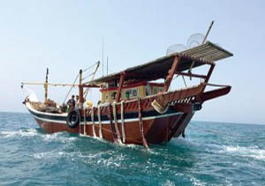 توقیف سه فروند قایق غیر مجازصید میگو در هرمزگان