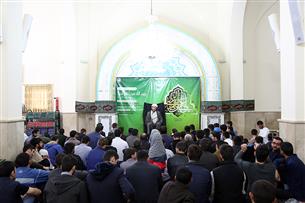 تشرف 170 طلبه غیرایرانی به حرم مطهر رضوی