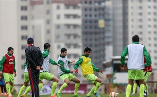 تیم ملی فوتبال تهران را به مقصد تاشکند ترک کرد