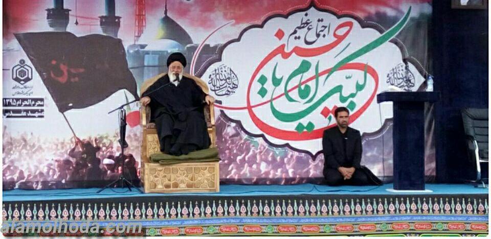 استکبار ستیزی درسی است که از باید واقعه عاشورا گرفت