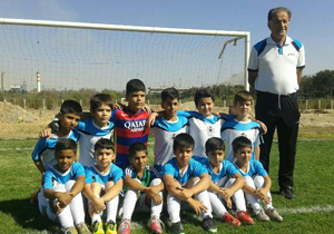 تیم فوتبال سازمان فرهنگی ورزشی کاشان در استان اصفهان اول شد