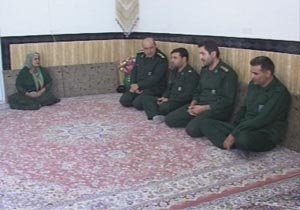دیدار با خانواده دو شهید مهابادی
