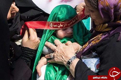 آماده&zwnj;سازی لباس شیرخوارگان حسینی +تصاویر