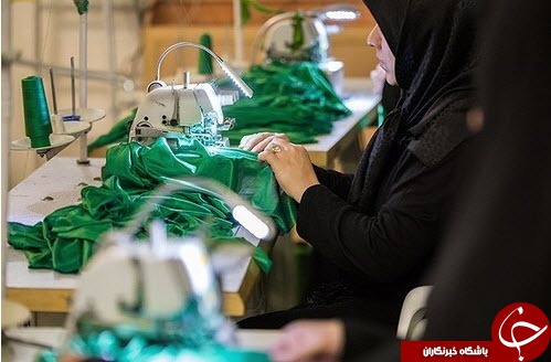 آماده&zwnj;سازی لباس شیرخوارگان حسینی +تصاویر