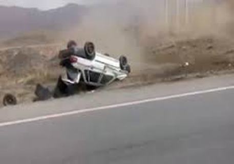 یک کشته و چهار مجروح بر اثر واژگونی پراید