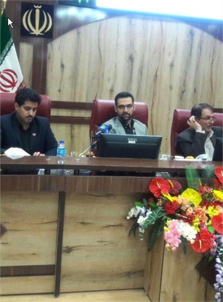 آذری جهرمی برای هماهنگی برقراری ارتباطات زائران اربعین به ایلام سفرکرد