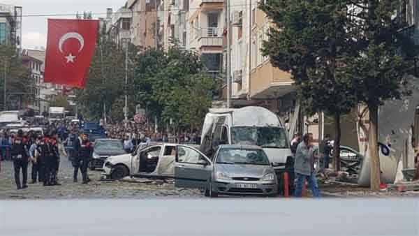 انفجار در نزدیکی فرودگاه استانبول و یک مرکز پلیس 8 زخمی بر جای گذاشت