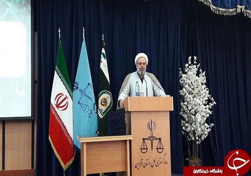 نشست فرماندهان و ماموران انتظامی با قضات و کارکنان دادگستری