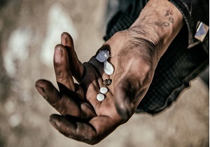 پیشتازی نیروی کار در ابتلا به اعتیاد!/پرداخت ۷۰ درصد هزینه ترک