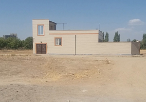 خانه تک افتاده و بدون امکانات + فیلم
