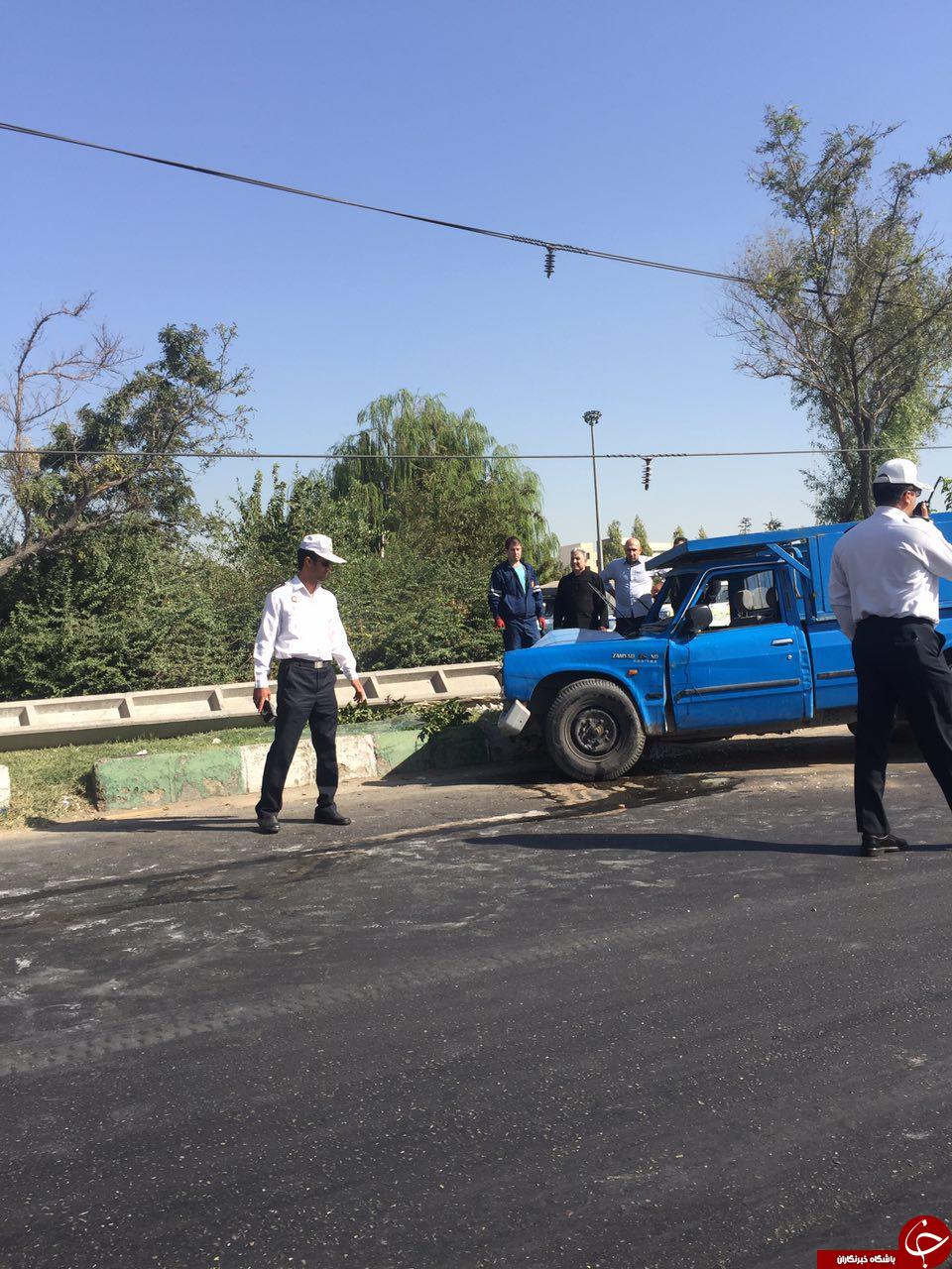 برخورد نیسان با تیربرق! + تصاویر