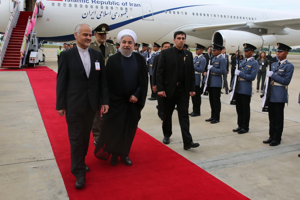روحانی وارد بانکوک شد + فیلم