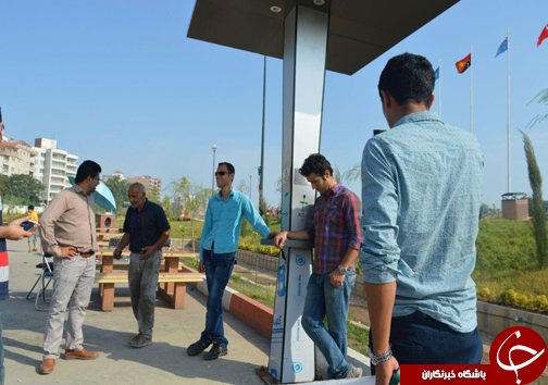 نصب ایستگاه شارژ خورشیدی تلفن همراه در شهرهای مازندران + تصاویر