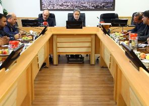 برگزاری نشست فرمانداران شهرستان‌های ده گانه استان