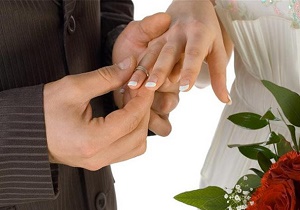زنان تحصیلکرده، کمتر نقش خانه‌داری را به عنوان وظیفه اصلیشان می‌پذیرند