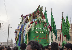 برگزاری آیین 900ساله علم شمشیری در قشم