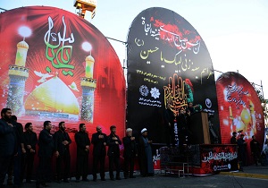 مراسم سینه زنی لبیک یا حسین(ع) در ارومیه برگزار شد+تصاویر