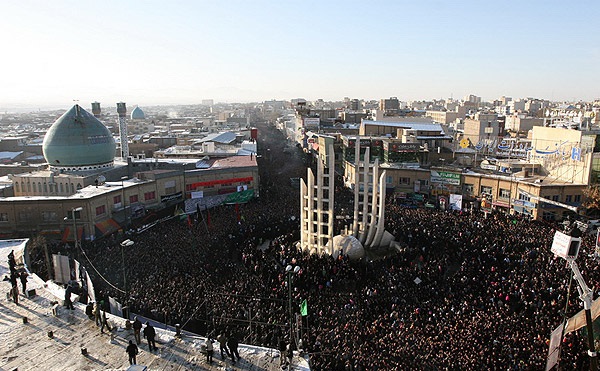 فریاد یا حسین در آسمان زنجان طنین انداز می شود