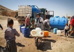 30 عدد تانکر آبرسانی در بین عشایر مهرستان توزیع شد