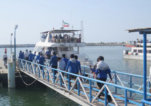 اعزام 140 دانش آموز مینابی به اردوی راهیان نور دریایی