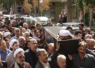 تشییع پیکر آیت الله یکتایی در زنجان