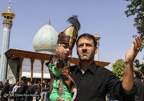 مراسم تاسوعای حسینی در حرم شاهچراغ (ع) + تصاویر
