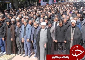 اقامه نماز جماعت در بین عزاداران حسینی