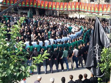 عزاداری بزرگ کمر به کمر رامیان
