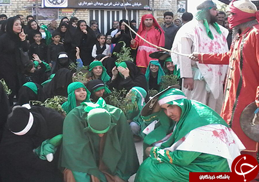فارس یکپارچه سیاهپوش در عزای حسین + تصاویر